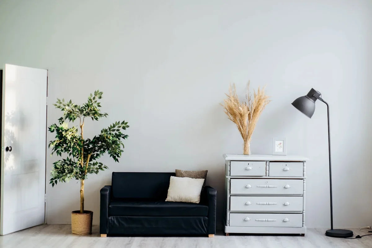 Beautiful home decor items including vases, wall art, and decorative accessories